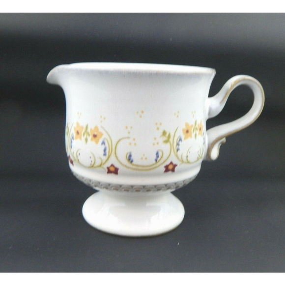 Denby-Langley Avignon Footed Creamer - Picture 1 of 11